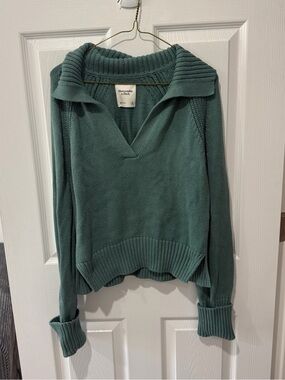 Abercrombie Green Sweater